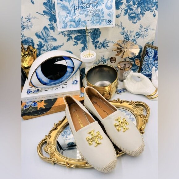 🆕  TORY BURCH 🧿 NWOB Eleanor Logo Leather Espadrilles, New Cream, Sz 8 - Picture 2 of 16